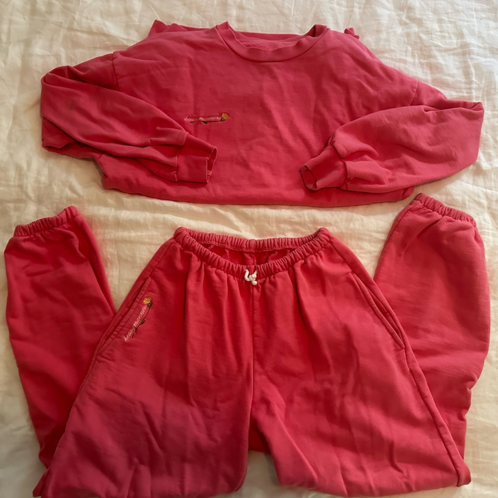 Heavy Manners Airport Sweat suit in Bubble pink - Picture 2 of 6